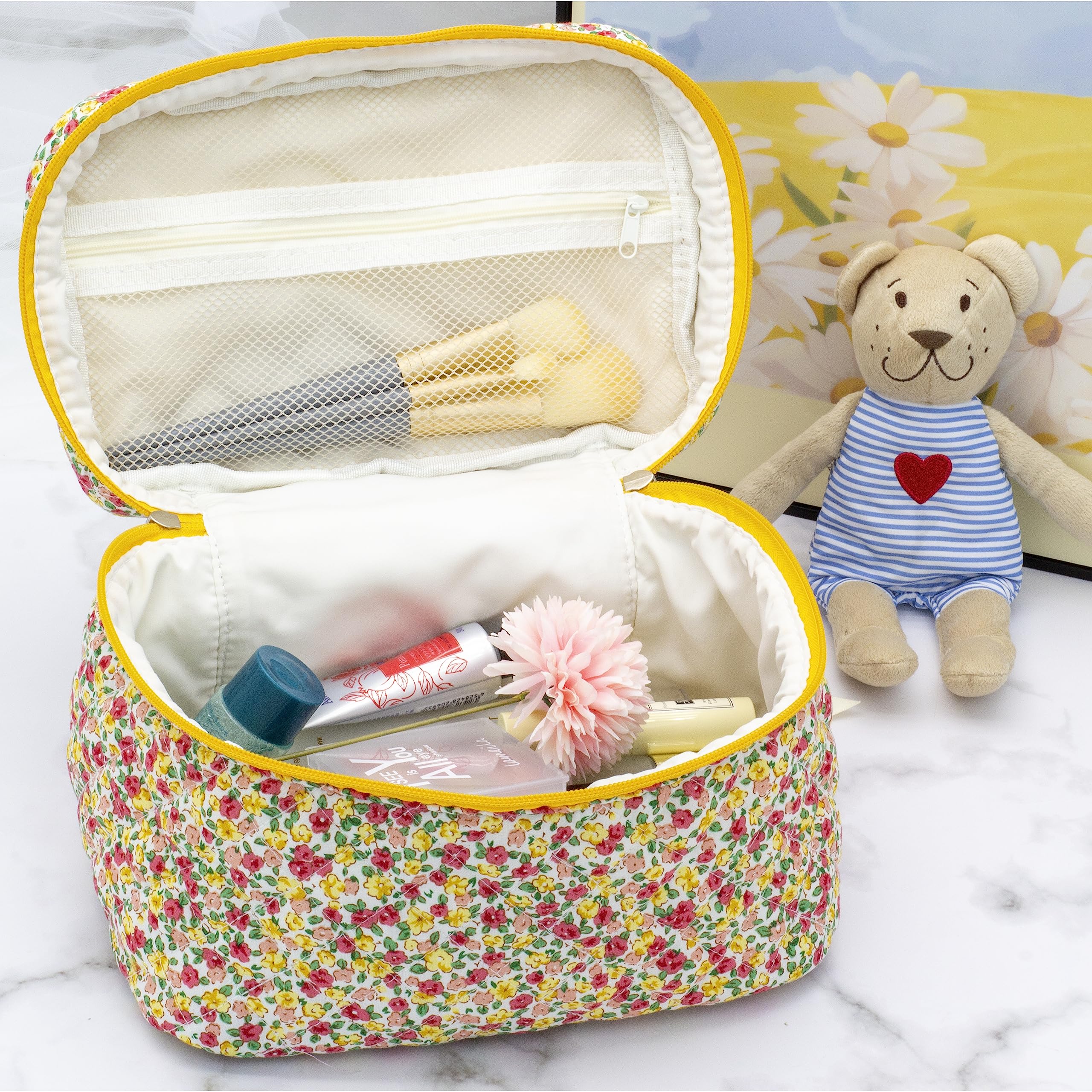 PAZIMIIK quilted makeup bag main compartment keeps cosmetics neatly organized.