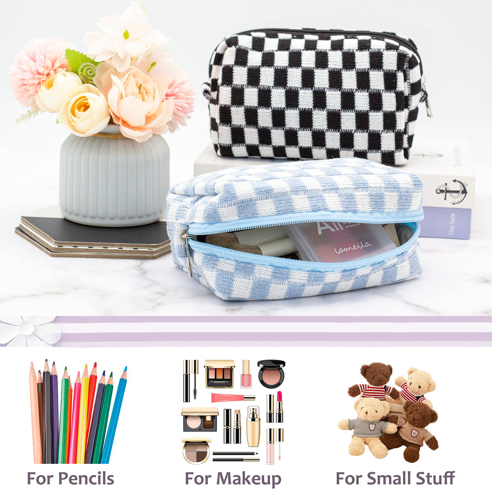 PAZIMIIK blue checkered makeup bag top zipper close-up secure contents during travel.