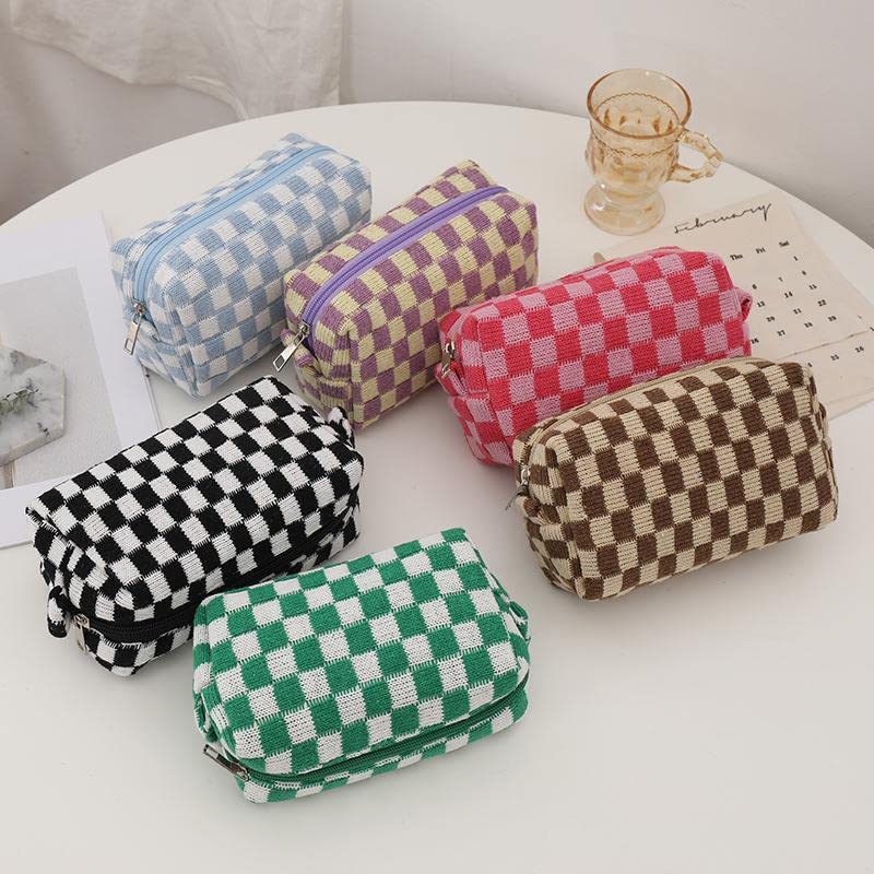 PAZIMIIK checkered pouch helps organize toiletries during trips.