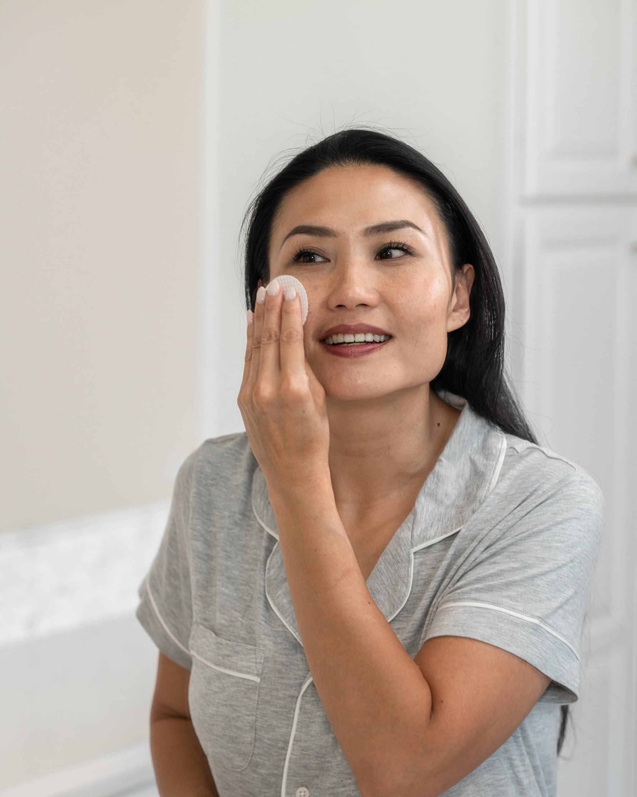 Perfect Image también se puede usar para quitar maquillaje antes del peeling químico.