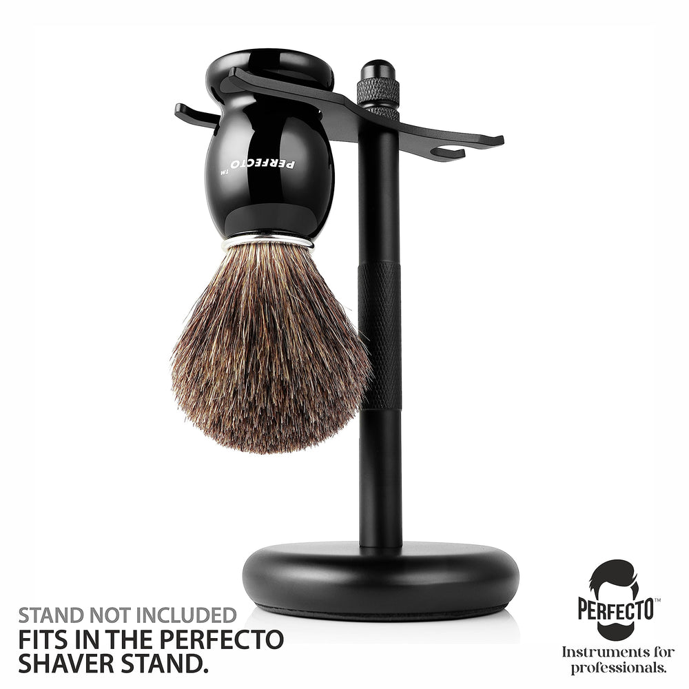 Perfecto shaving brush creating rich lather for a smooth shave