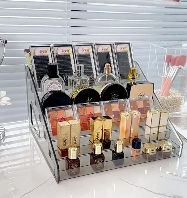 Pero Pero eyeglasses display case showcases frames neatly