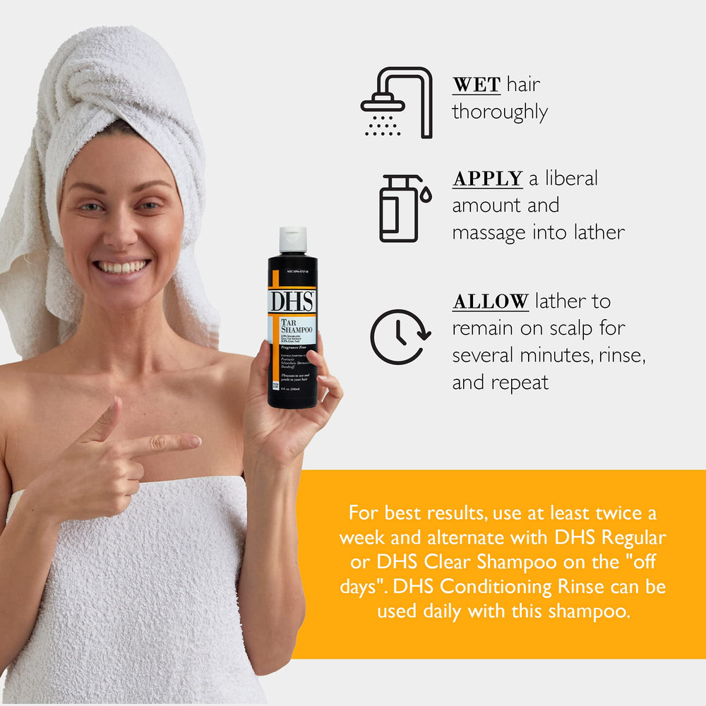 Aplicación en el cabello con DHS Tar Shampoo para limpieza profunda.