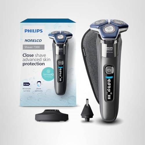 Philips Norelco Shaver 7300 travel-case keeps the shaver protected on trips.