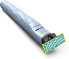 Philips OneBlade First Shave waterproof design suitable for wet and dry shaving.