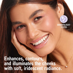 Physicians Formula Happy Booster: perlas iridiscentes para iluminación suave.