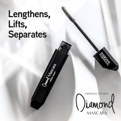 Physicians Formula MÁSCARA DIAMANTE Mineral Wear eleva las pestañas para un look abierto