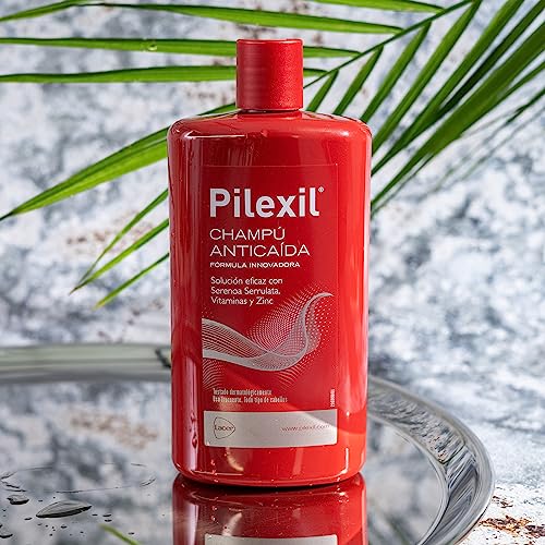 PILEXIL shampoo being poured for easy daily use in the shower