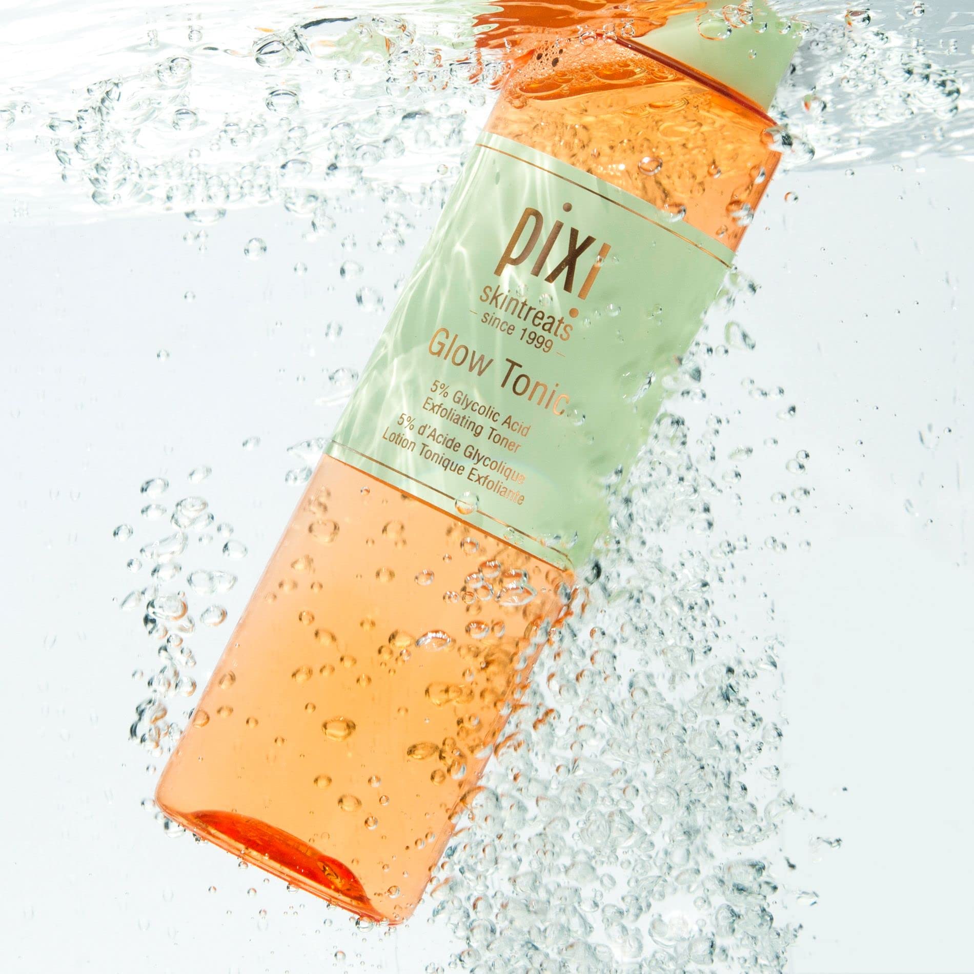 Pixi Glow Tonic alcohol-free formula emphasized on packaging and usage.