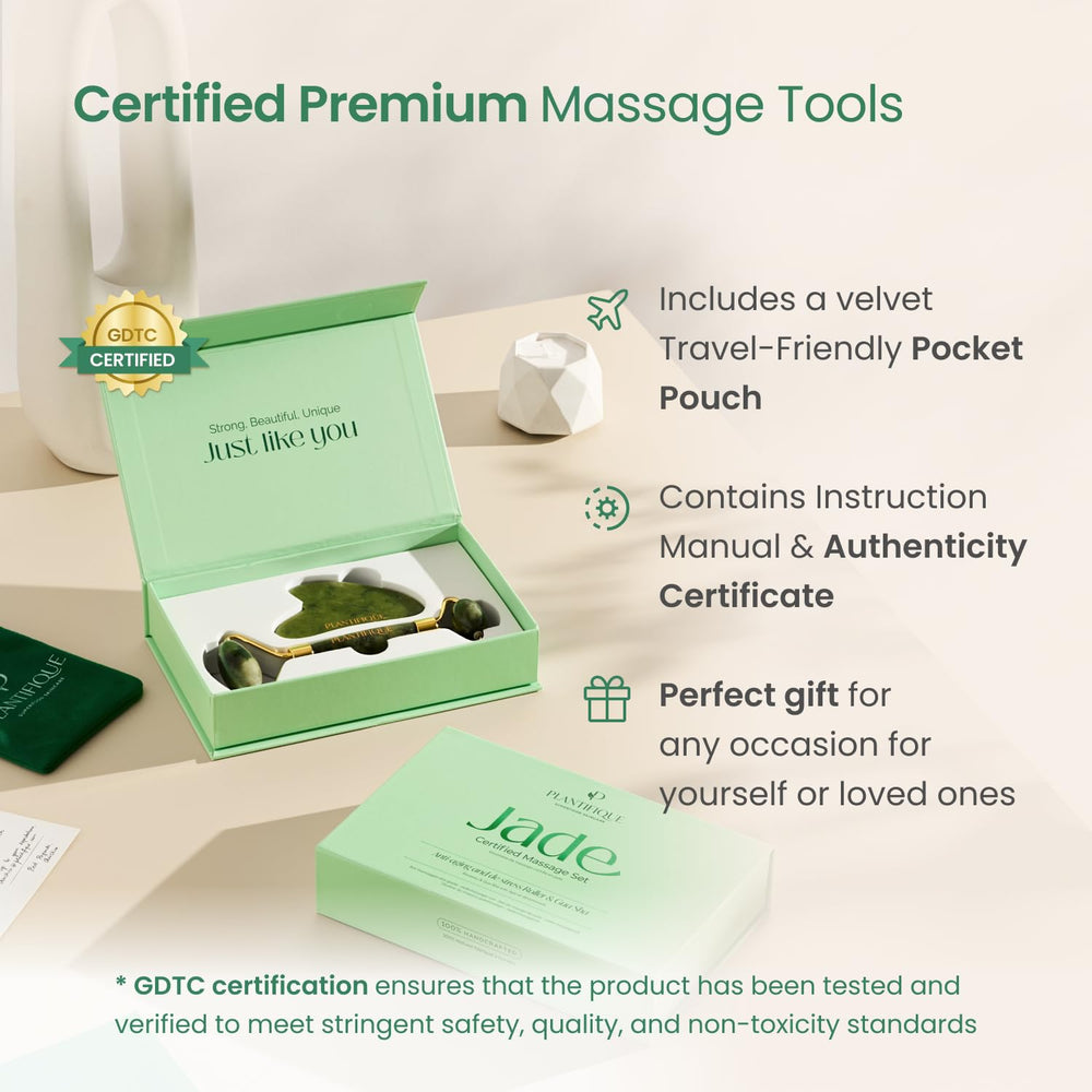 PLANTIFIQUE Travel-friendly kit for on-the-go skincare rituals.