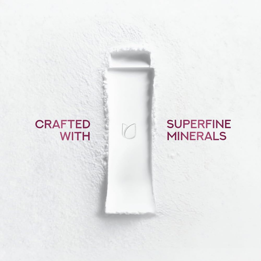 Daily grooming with POND'S Dream Flower Talc for a light finish.