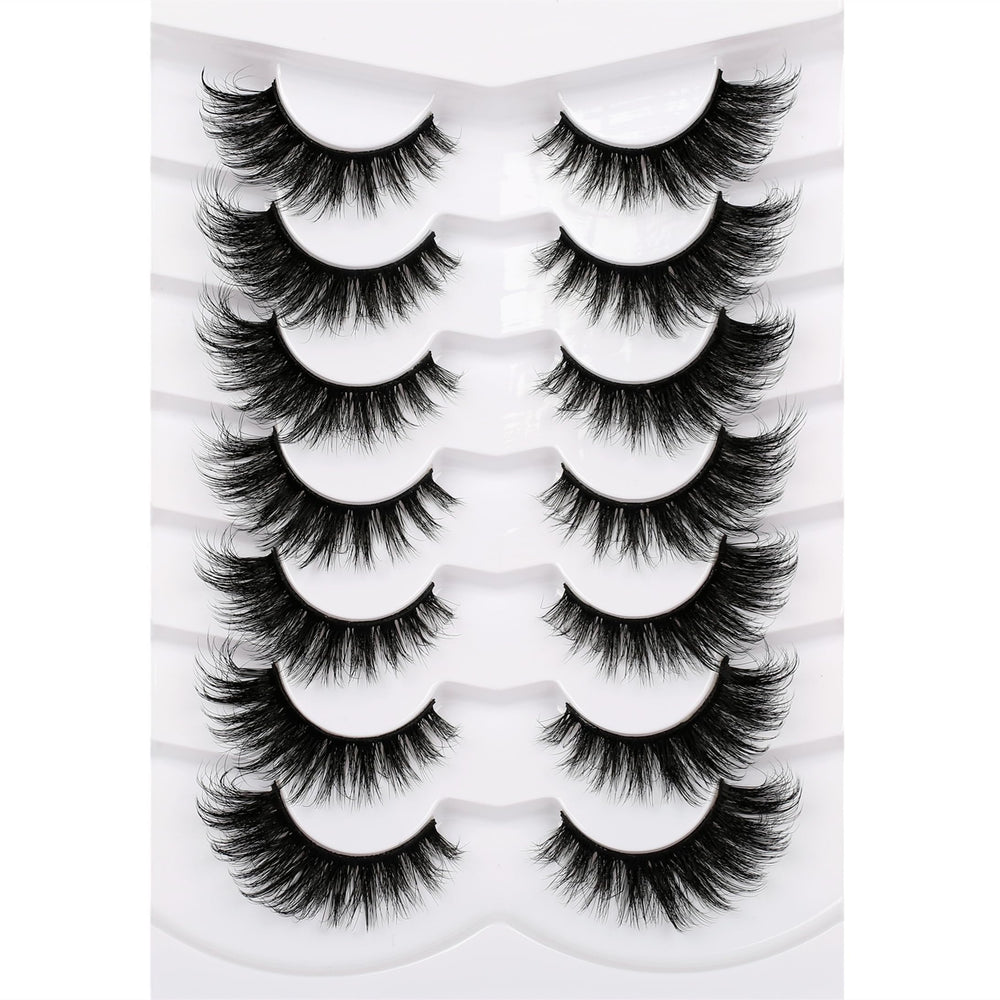 Pooplunch 8D cat-eye fluffy wispy lashes with a soft, natural movement for daily wear