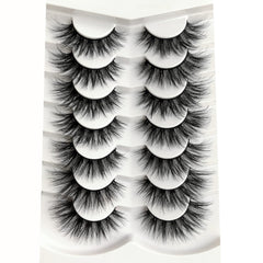 Pooplunch 8D silky lash with cat-eye shape for dramatic eyes and easy application.
