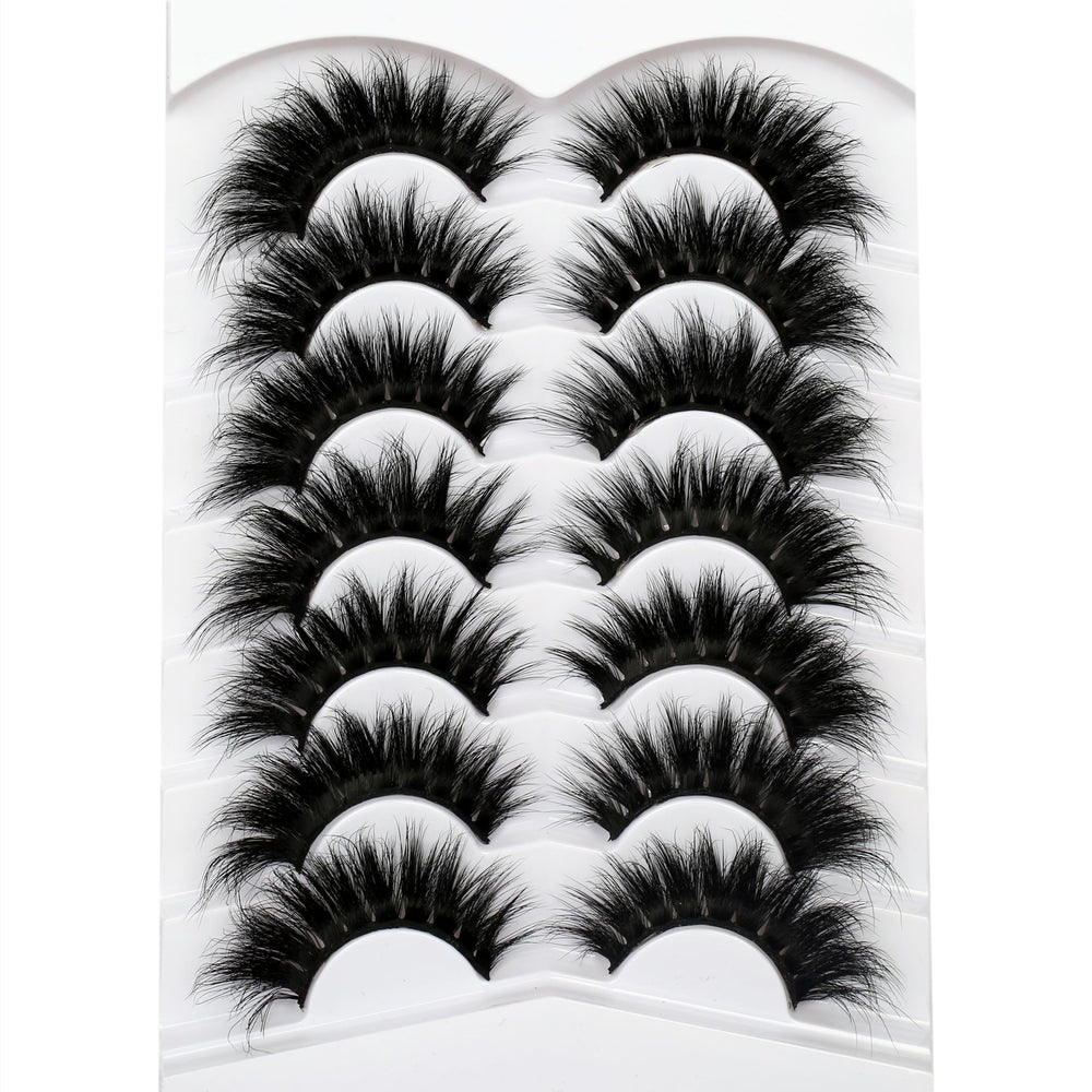 Pooplunch flexible cotton band lashes offer comfortable day-long wear