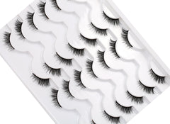 Pooplunch fluffy half lashes application closeup easy attachment for daily cat-eye look