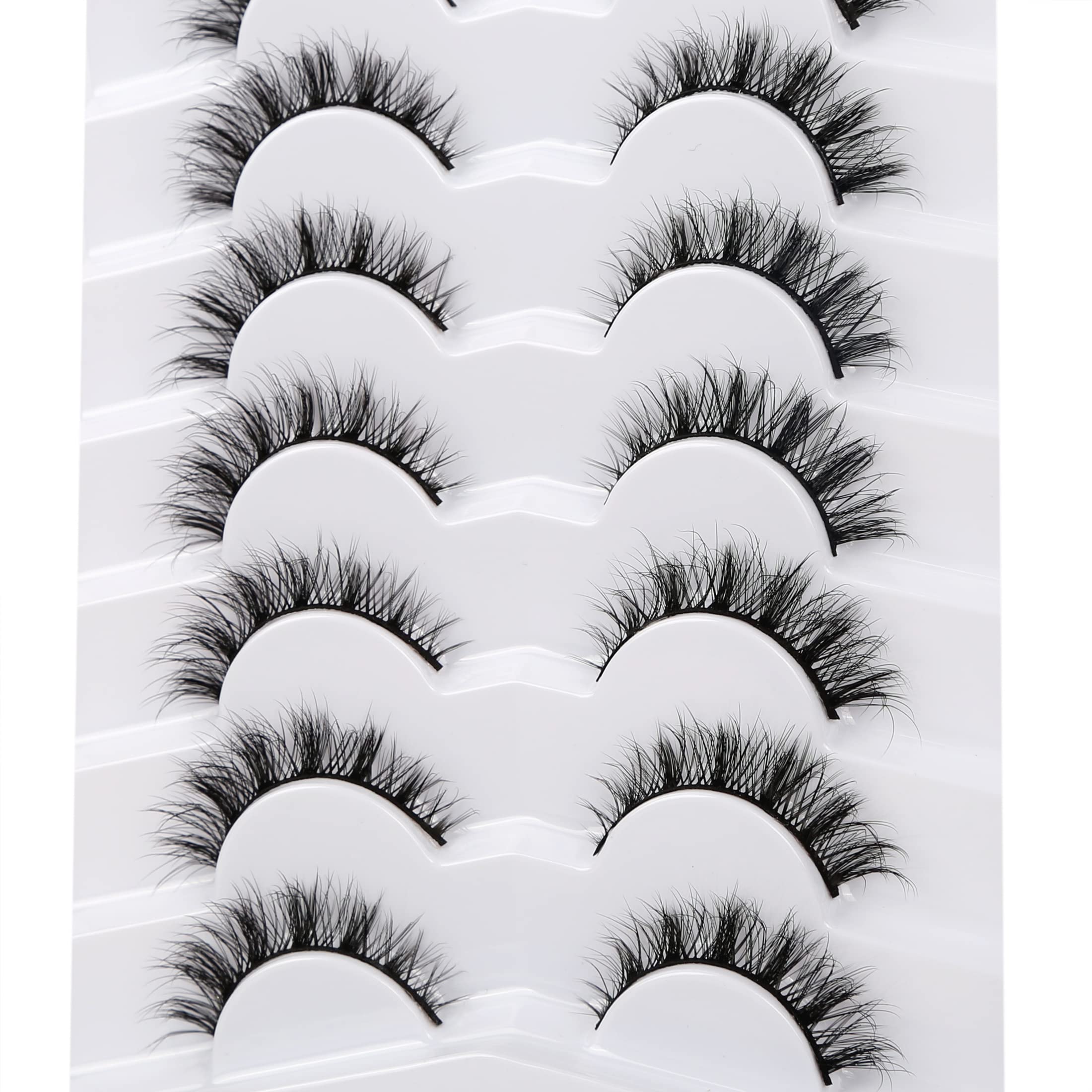 Pooplunch handmade lashes crafted through meticulous steps for perfection.