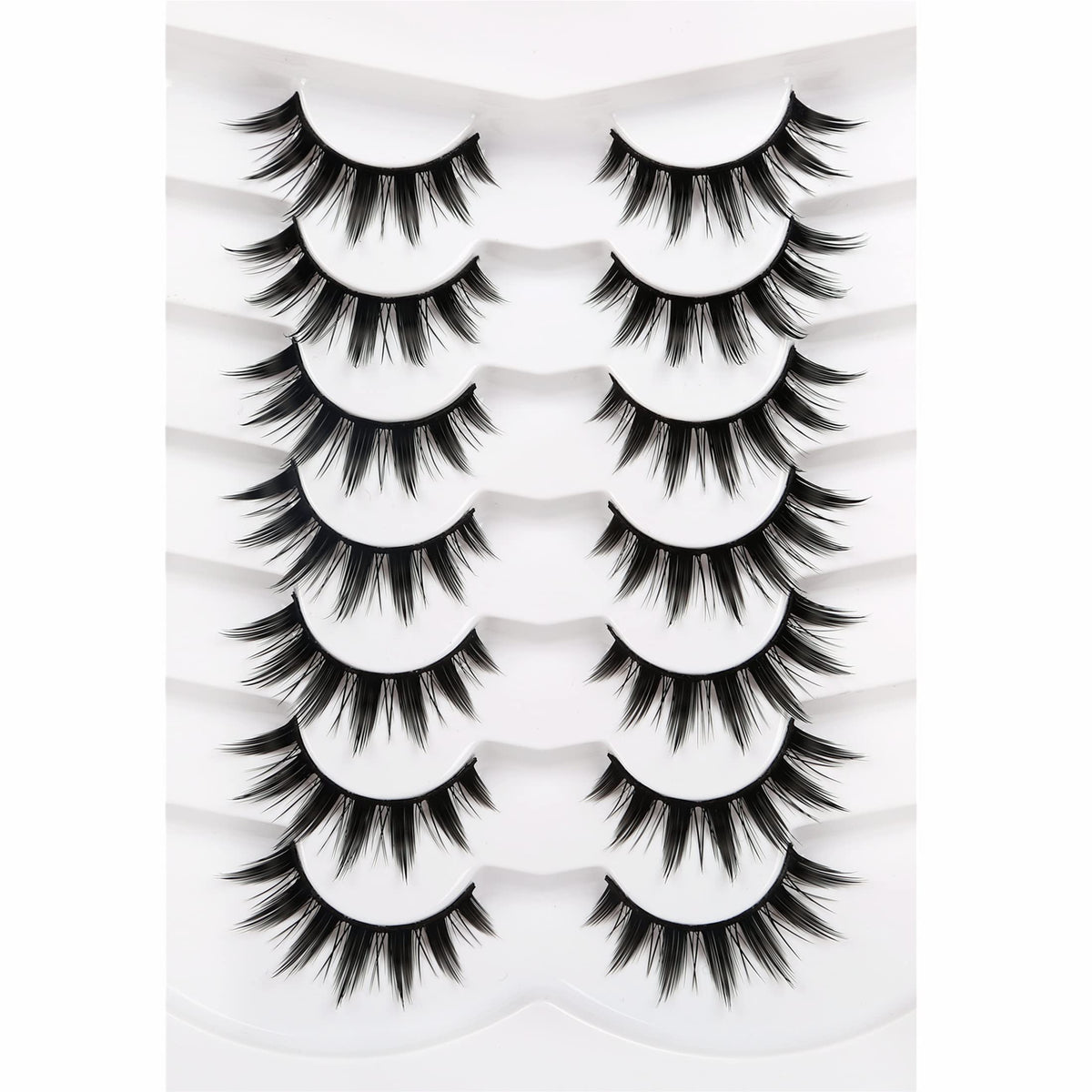 Pooplunch Manga Doll Lash with spiky tips for dramatic anime-inspired eyes.