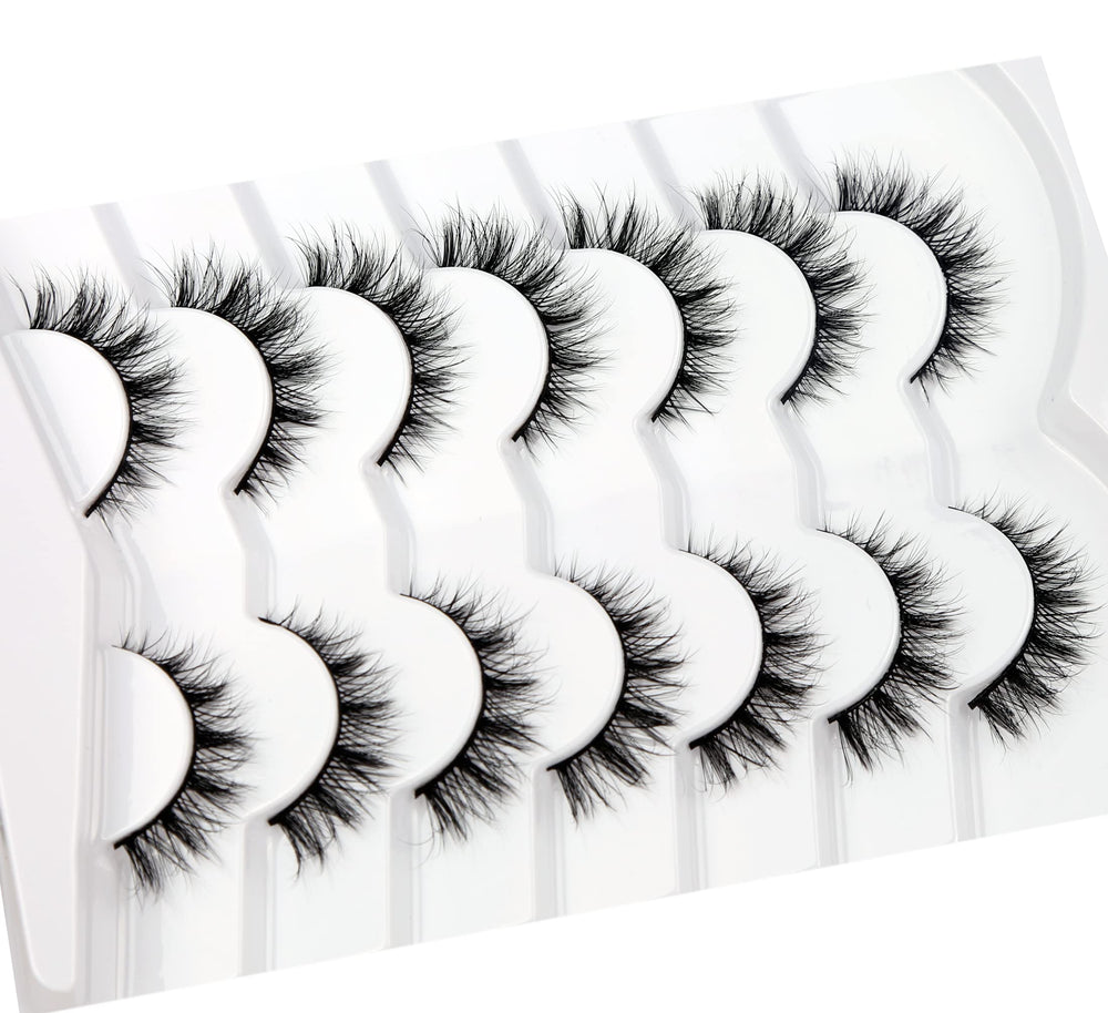 Pooplunch lashes kept neat and durable in a sturdy storage case.