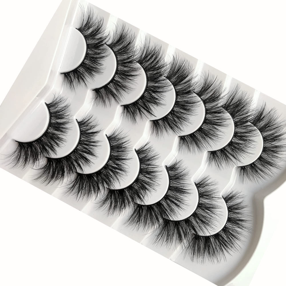 Pooplunch vegan cruelty-free lashes suit ethical beauty routines.