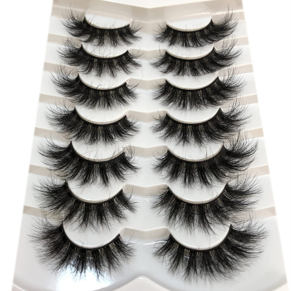 Pooplunch vegan cruelty-free lashes use soft synthetic fibers