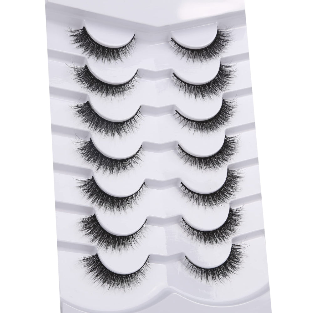 Pooplunch vegan cruelty-free lashes made without animal products