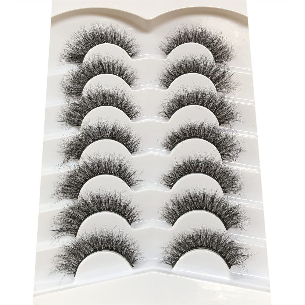 Pooplunch wispy cat-eye lashes add flutter and defined outer corners.