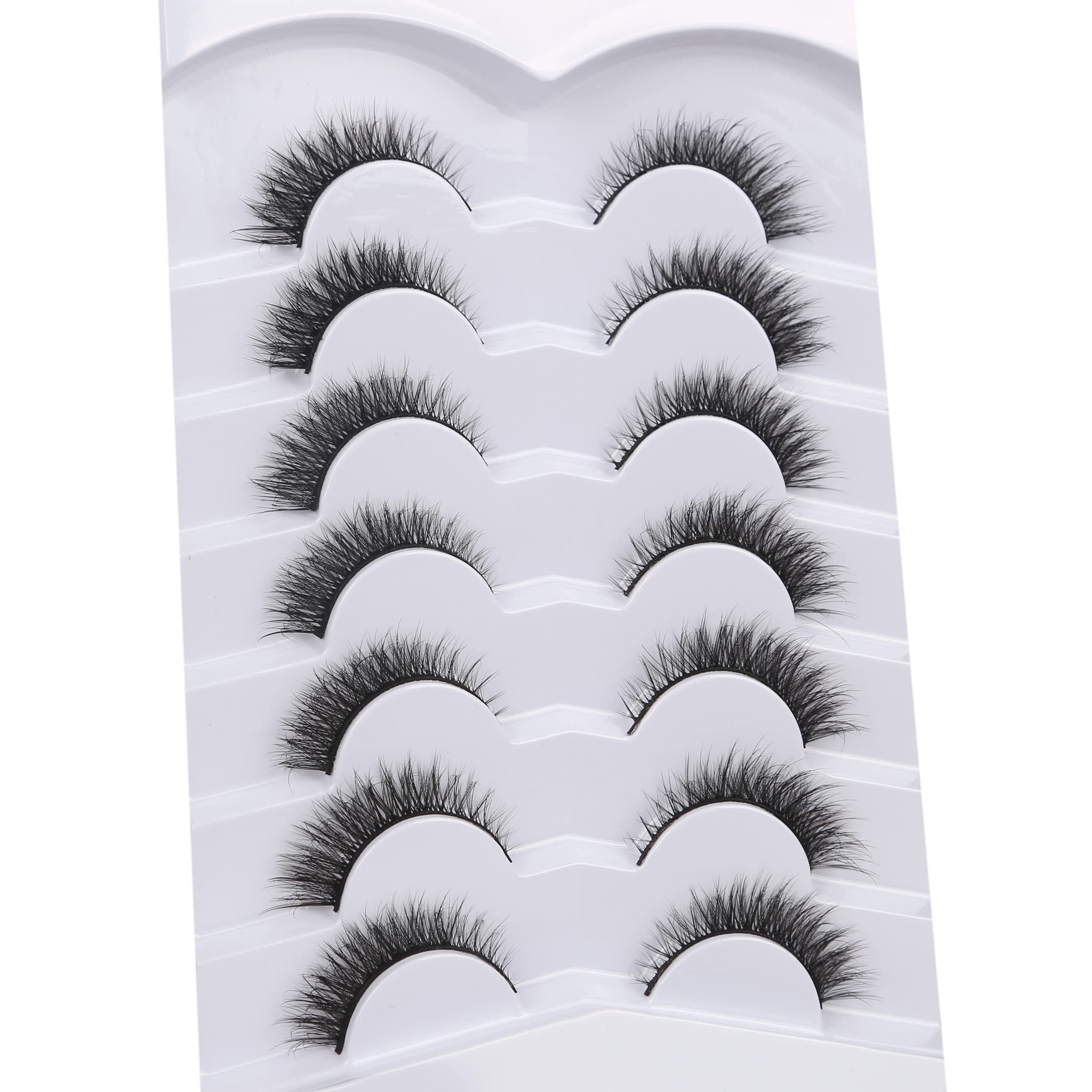 Pooplunch wispy full-volume lashes add dimensional lash line