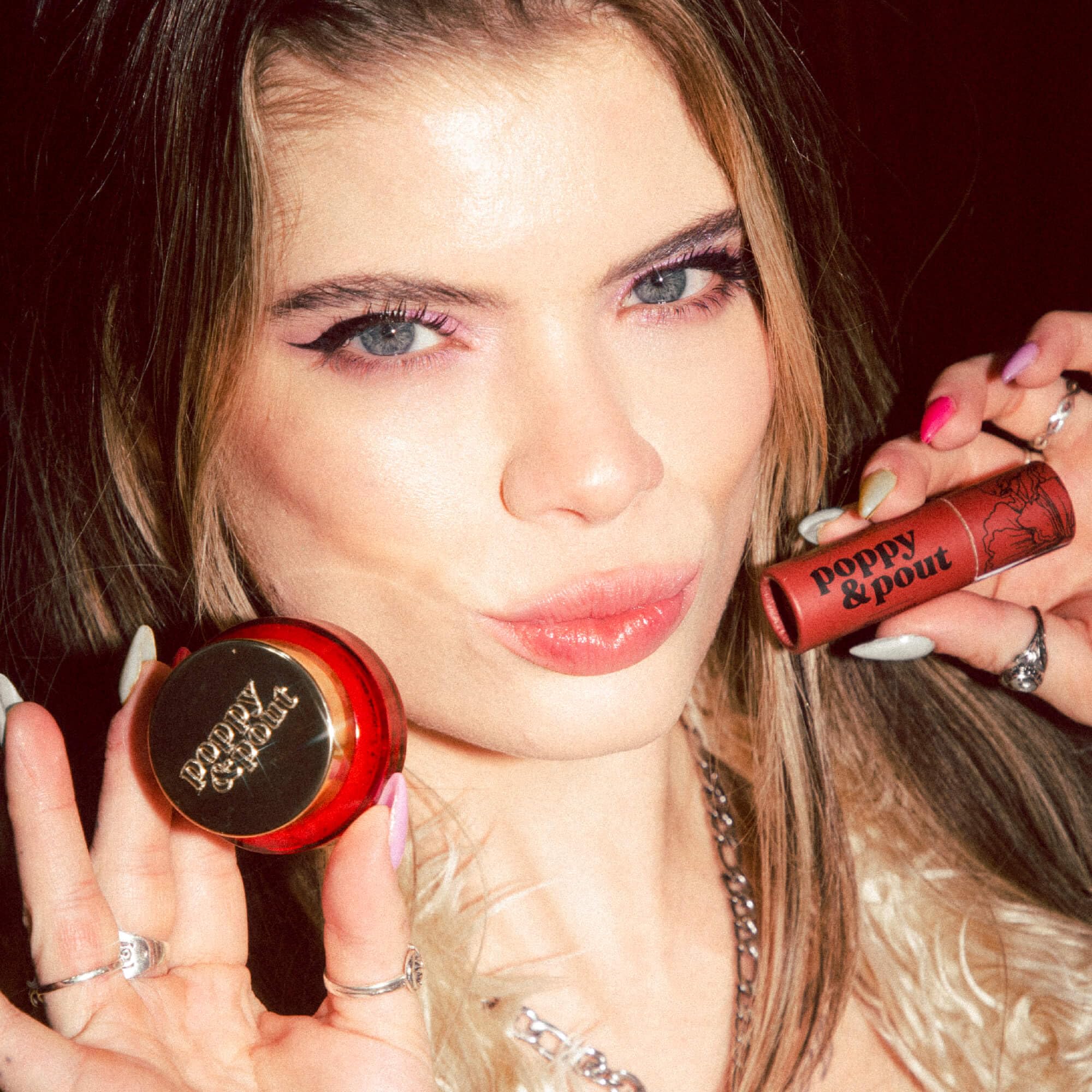 Poppy y Pout aroma cinnamint para un toque aromático agradable.