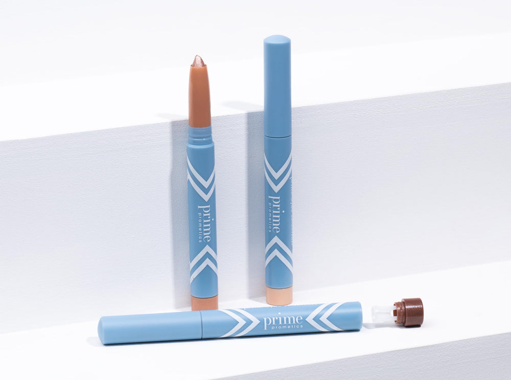 PrimeEyes beginner-friendly wand supports precise, even color application.