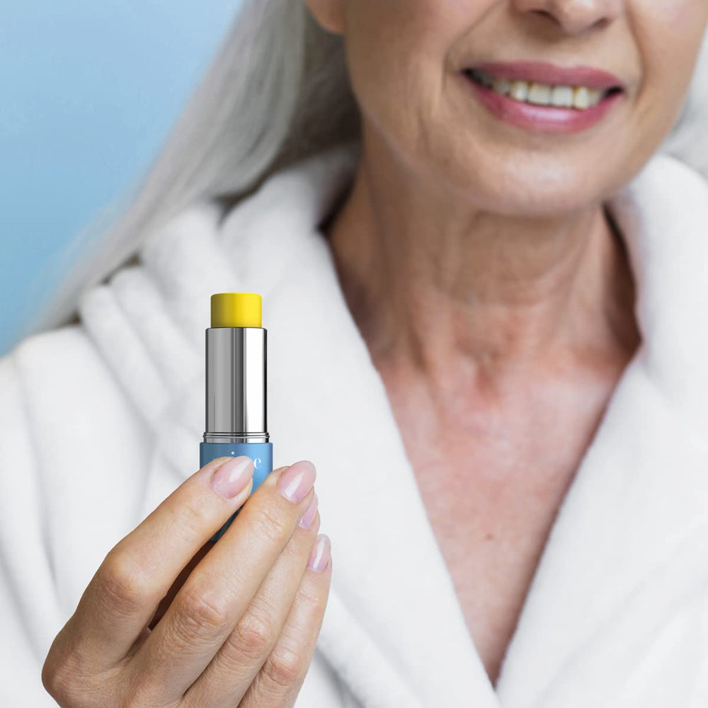 Prime Prometics PrimeWand Nourish used on face and neck for even, plump results.