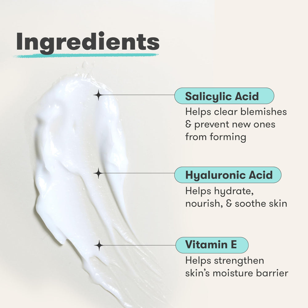 Exfoliante salicilico Proactiv, textura suave para piel limpia.