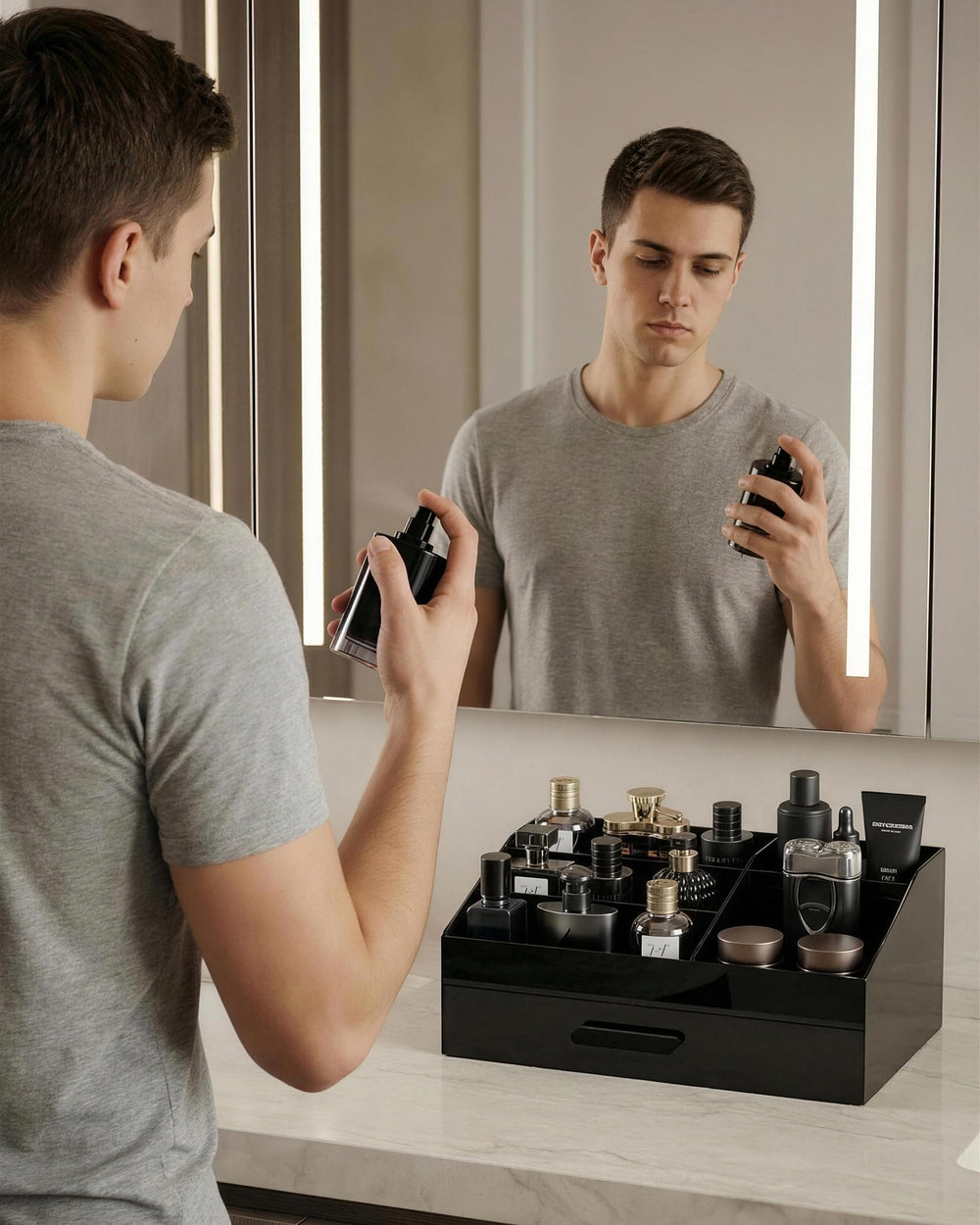 ProCase 1 layer with cup option organizes smaller items neatly