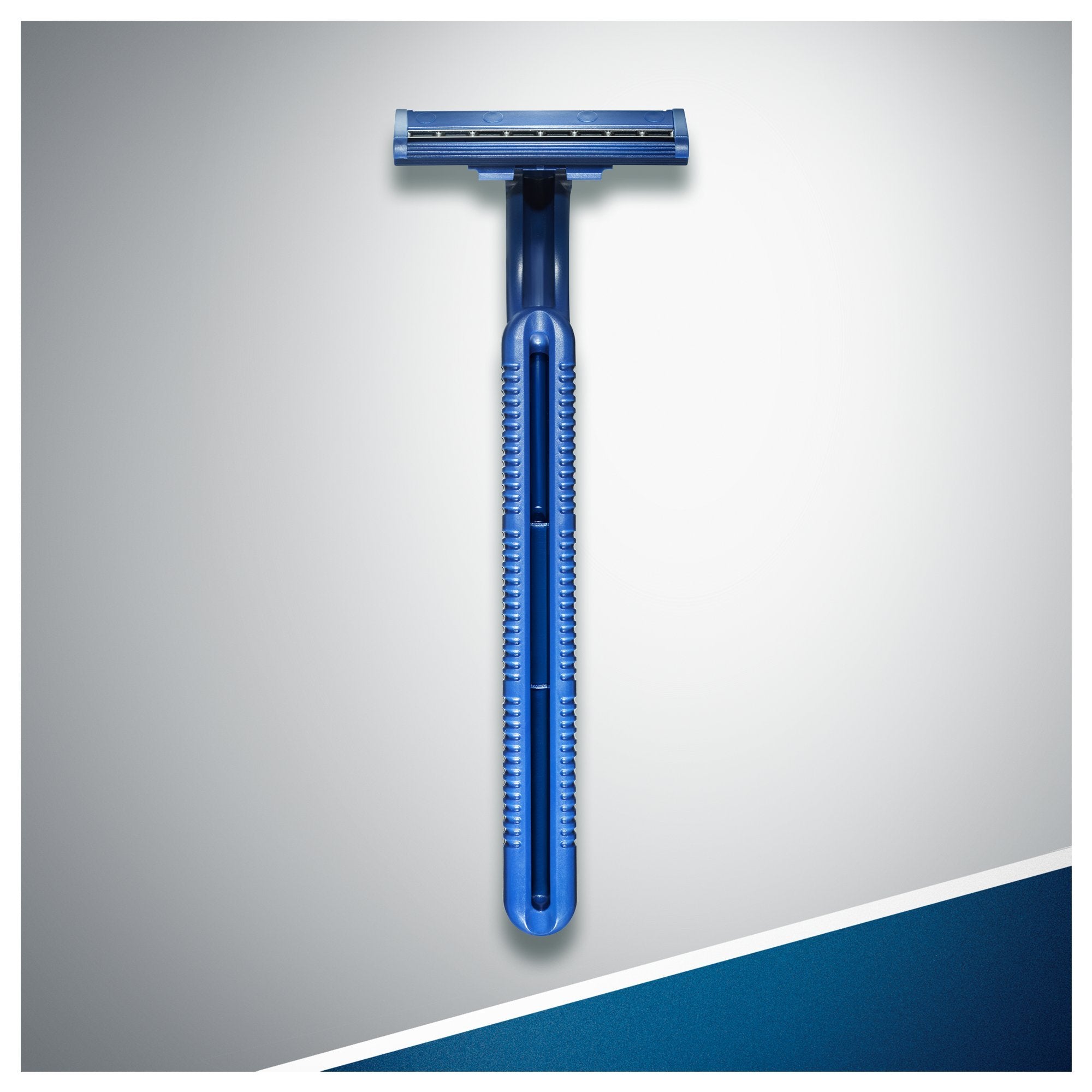 BLUE II Razors 20 comfort blades close-up highlighting gentle glide.