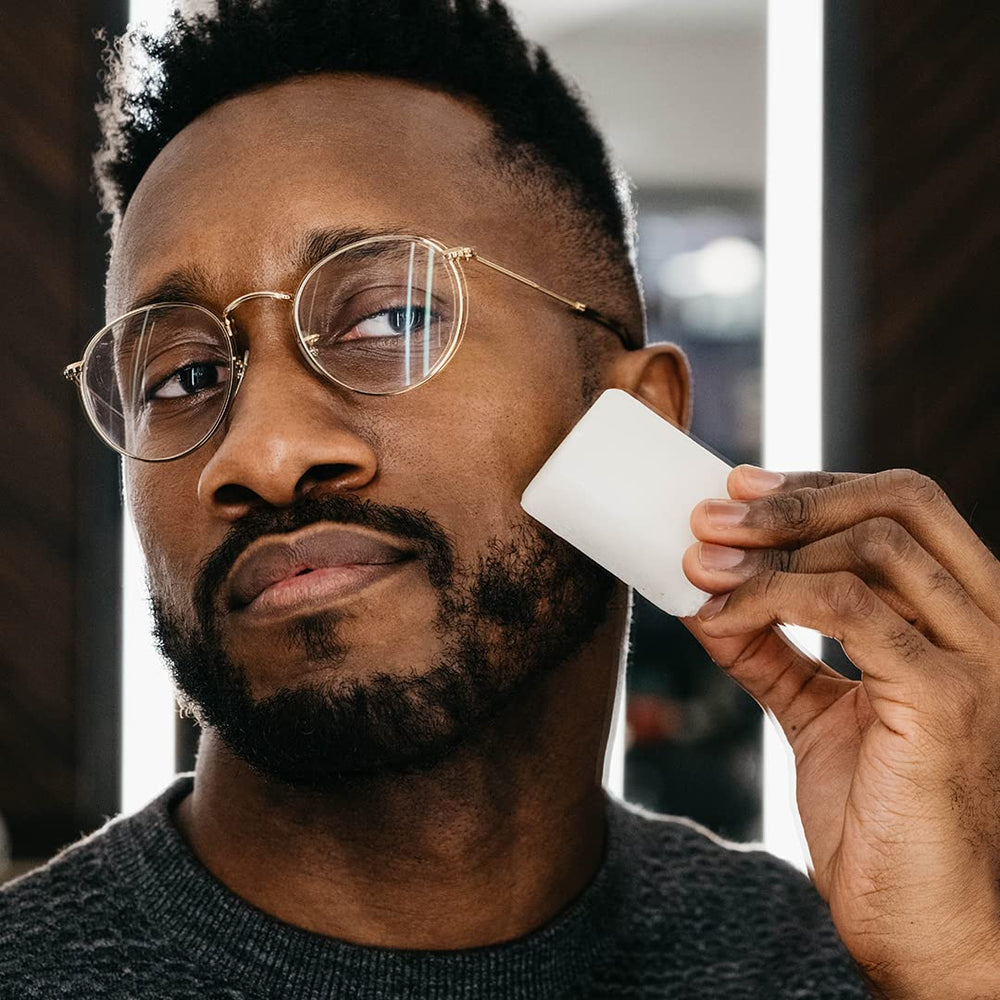 Compact Proraso post-shave stone packaging suitable for travel and daily use.
