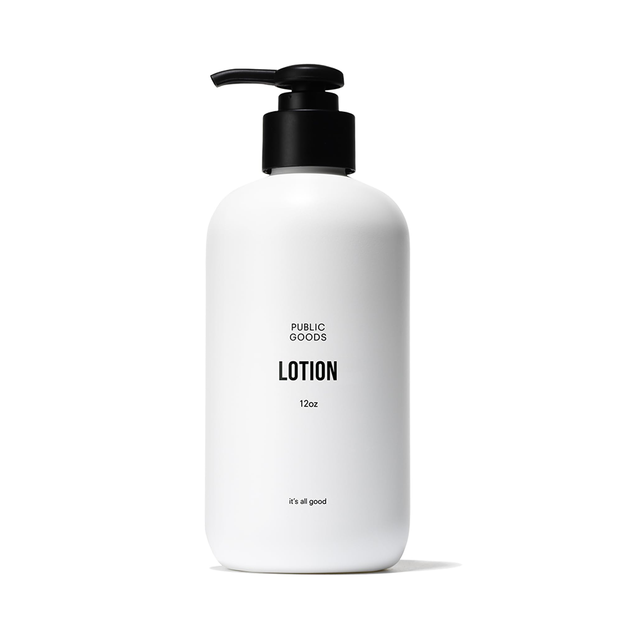 Loción Public Goods en botella para cuerpo y manos, hidratación diaria suave.