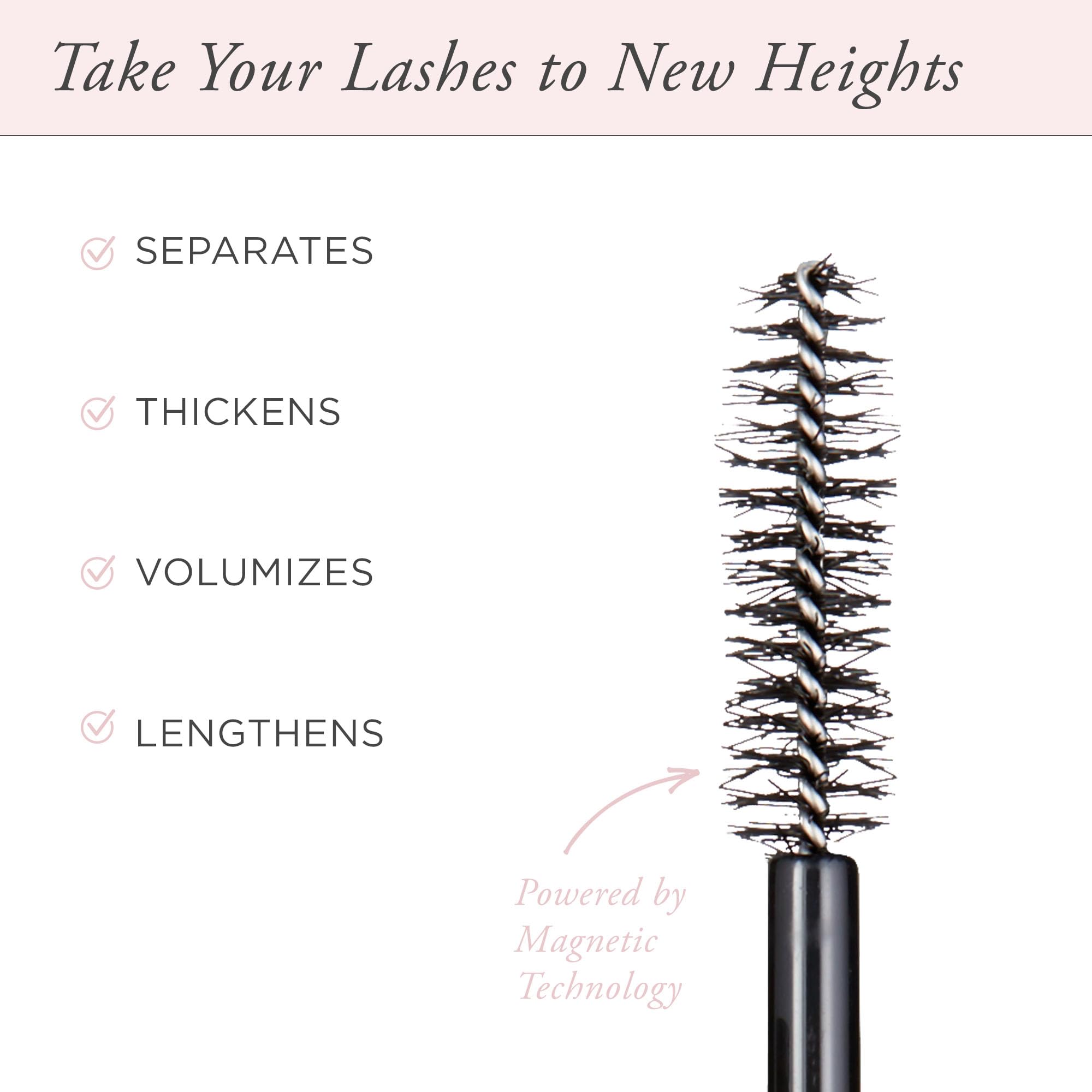 PÜR MINERALS Fully Charged Mascara brush-detail demonstrates precise coating.