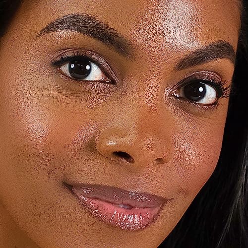 PÜR MINERALS Fully Charged Mascara application swipe shows lash-lift.