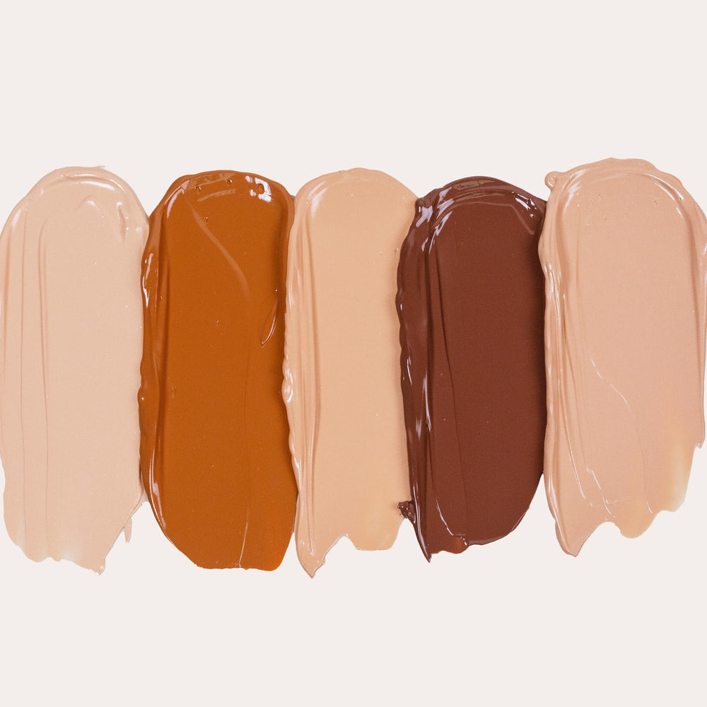 PÜR MINERALS natural-look finish with light coverage