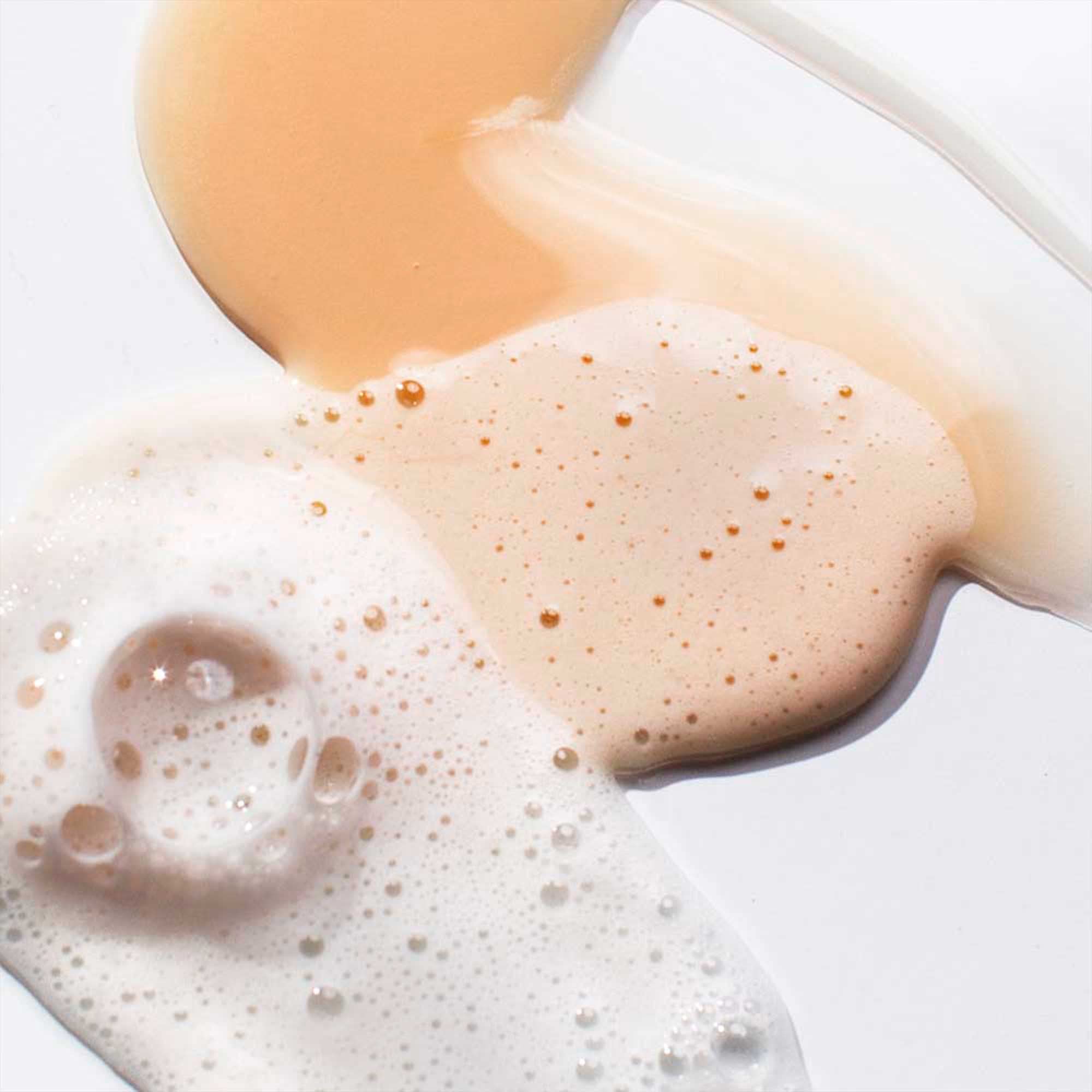 Pureology Nanoworks Gold Keravis ingredient spotlight demonstrates strength from plant-based protein.