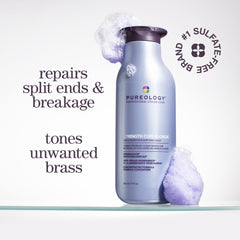 Pureology Strength Cure Blonde Shampoo: aplicación en cabello para distribución uniforme.