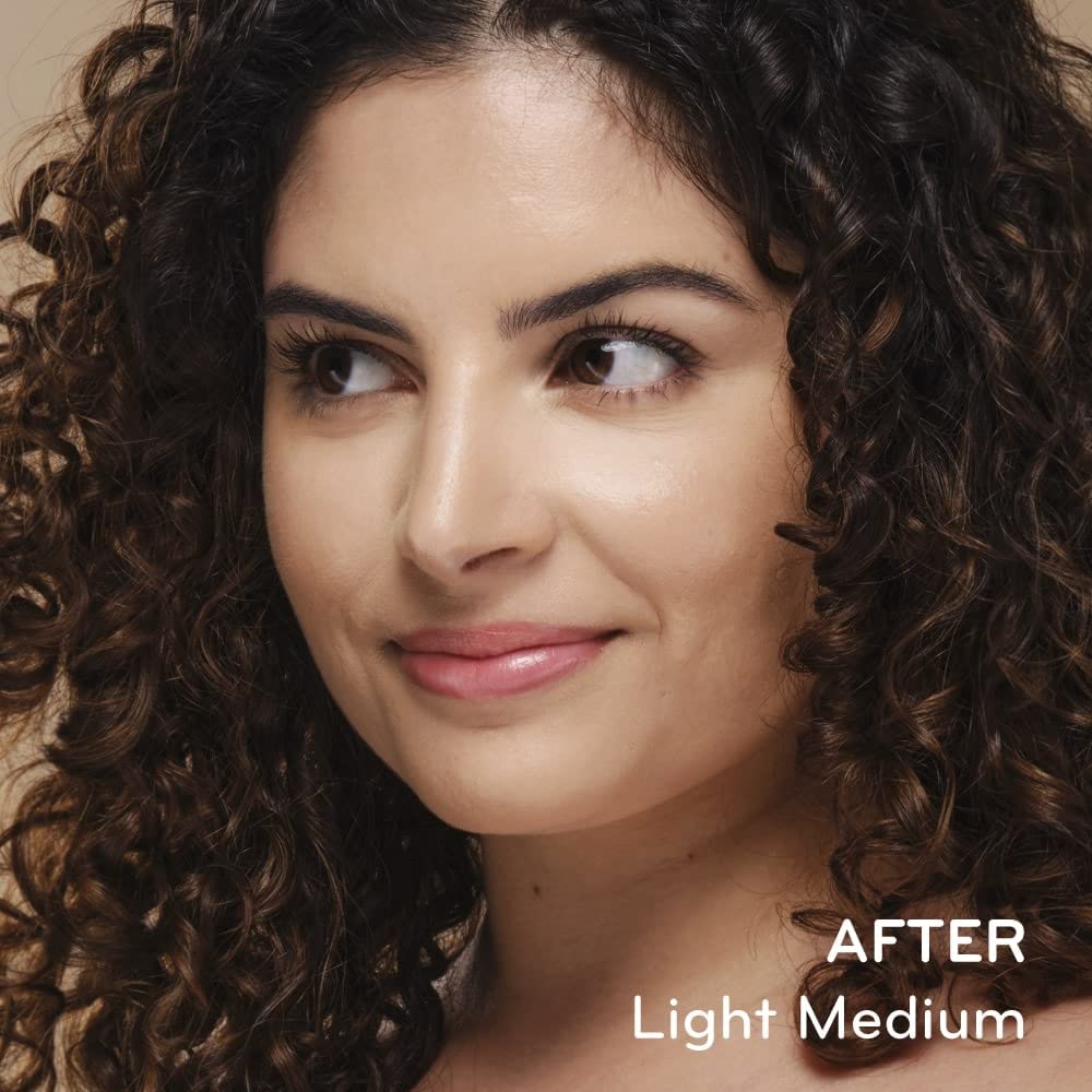 Pūrlisse texture close-up emphasizes dewy finish with matte vibe.