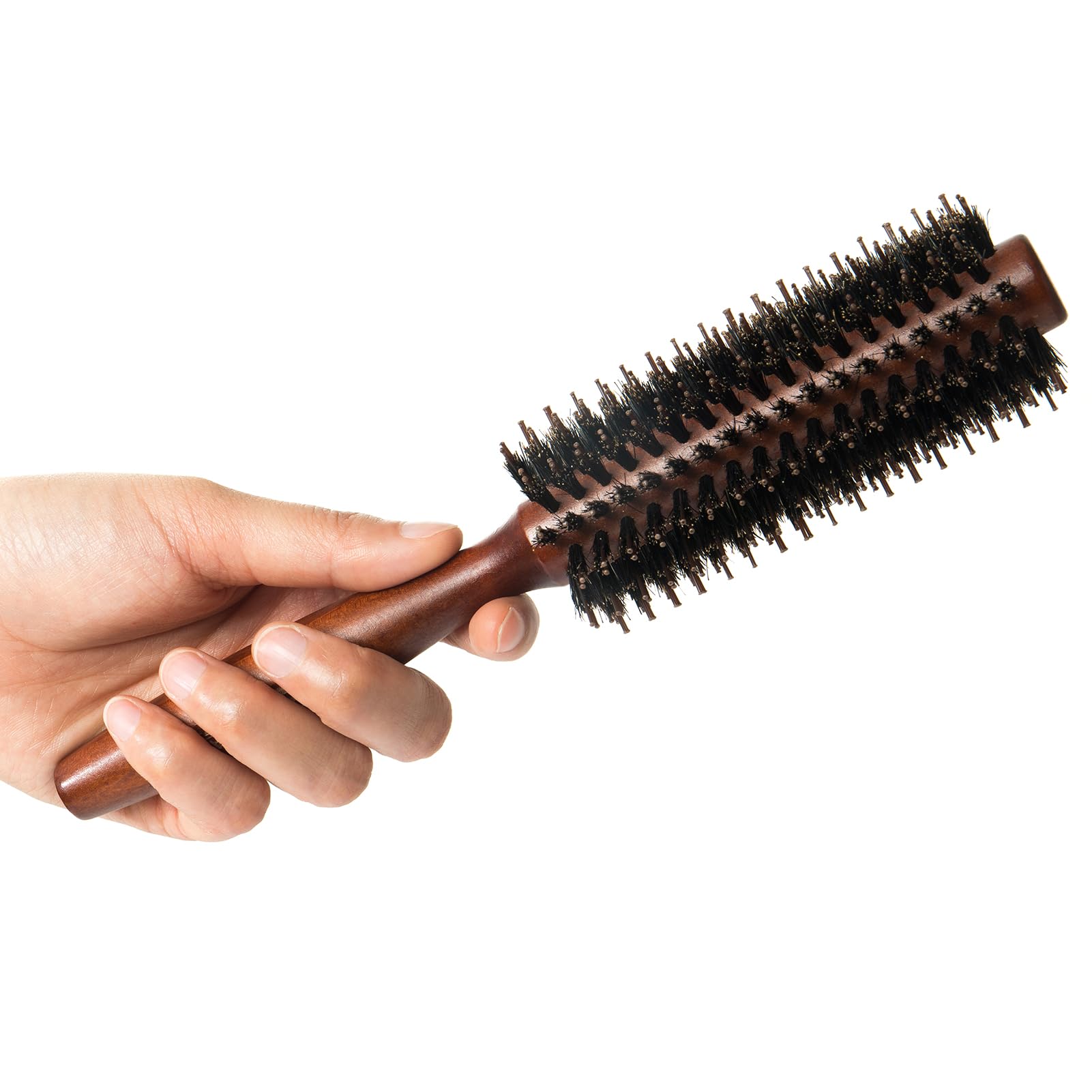 Puto wooden handle provides comfortable grip during styling sessions