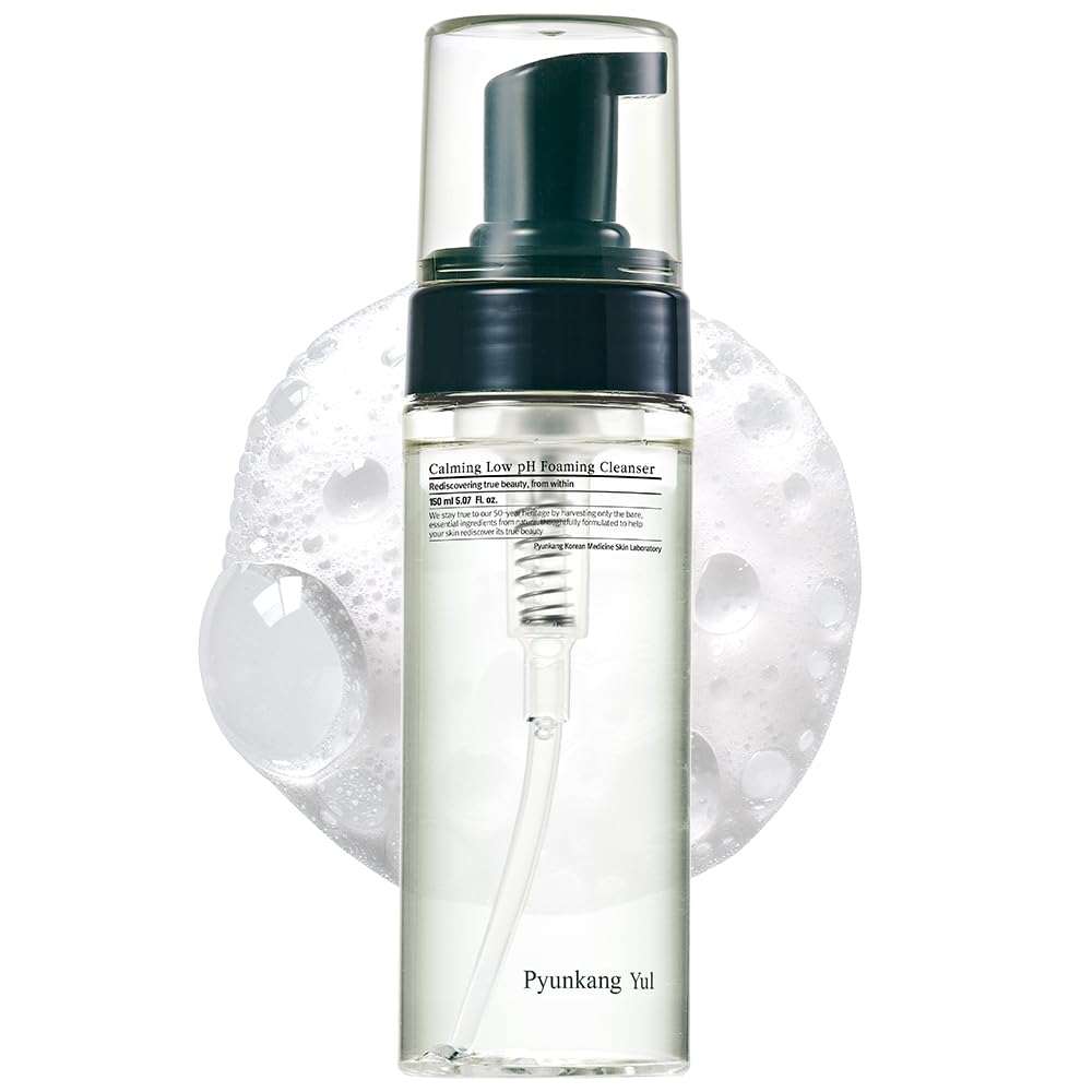 Pyunkang Yul PKY limpiador en botella con espuma suave de pH bajo para piel sensible.
