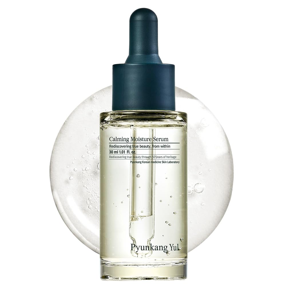 Sérum Pyunkang Yul, botella calmante para piel irritada.