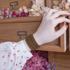 Qarwayoc cotton spandex hair ties provide versatile styling with gentle stretch.