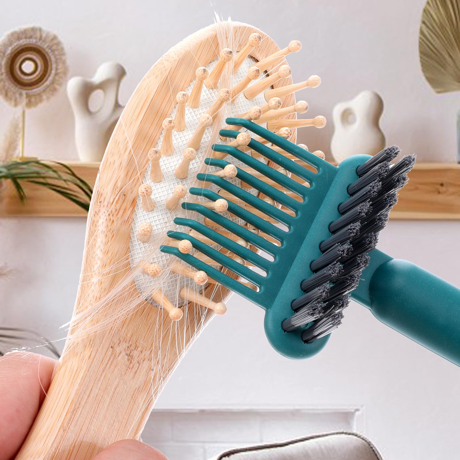 Qianyu ergonomic handle enables non-slip grip during home or travel use