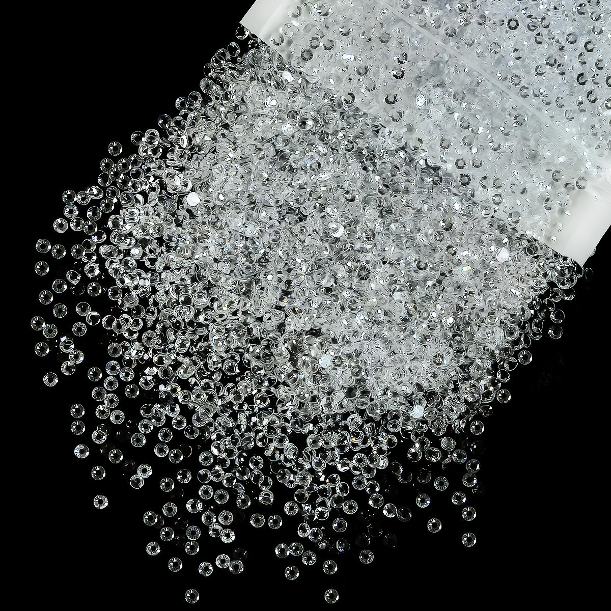 Qiipii 5300pcs transparent flatback rhinestones add brilliant sparkle to crafts