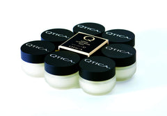 Qtica Balsamo Nutrición Cutículas Miel-Cera suaviza y protege uñas.