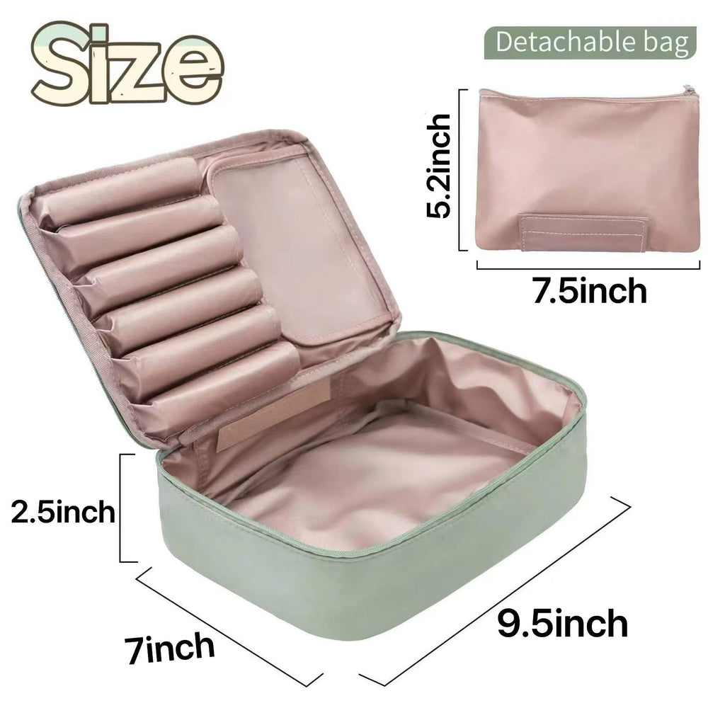 Queboom makeup bag interior with cotton lining protects cosmetics during travel.