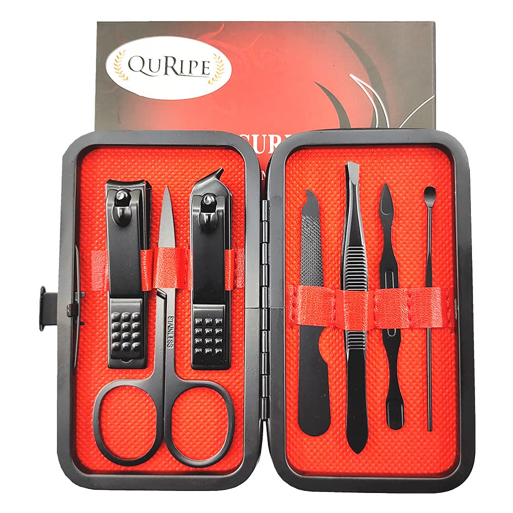 QURIPE compact grooming kit ideal for travel and gym bags.